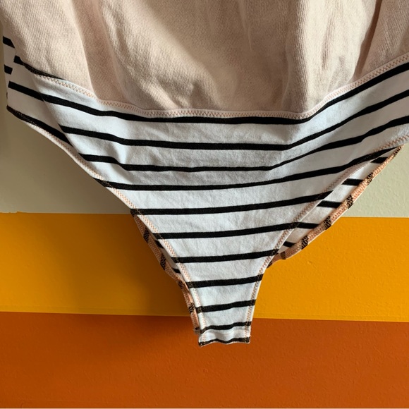 free people  YOU BET  Sweatshirt Bodysuit - Picture 6 of 7